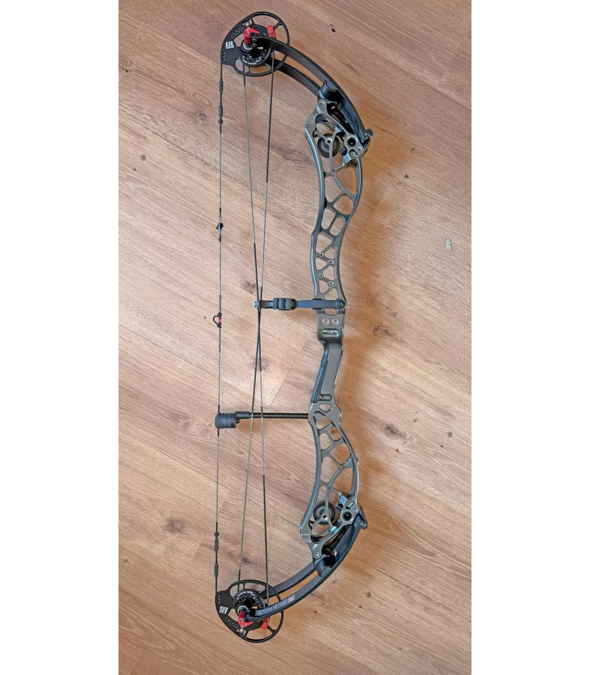Arc d'Occasion Bowtech Reckoning 36 Gen2 Grey 40-50" RH